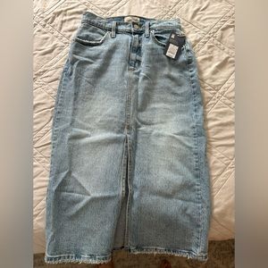University Thread Denim Skirt NWT size 0